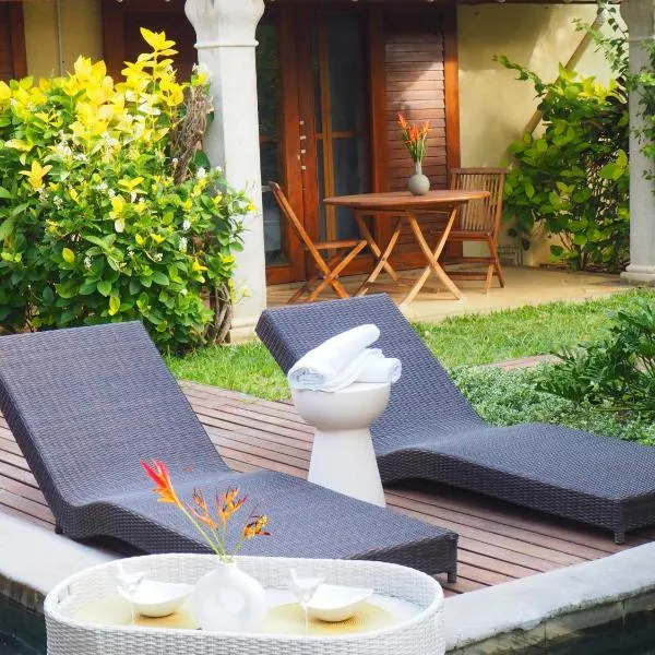 Balinese Bliss Villa , Harmonious Decor , Private Pool, Outdoor Shower, Tropical Garden, hotel in Grand Bay