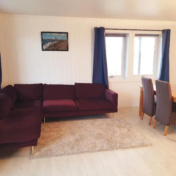 Spacious 2 Bedroom Apartment in Arendal., hotell sihtkohas Arendal