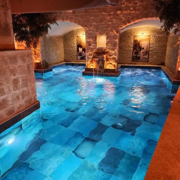 Fresco Cave Suites Cappadocia, ξενοδοχείο στο Ουργκούπ