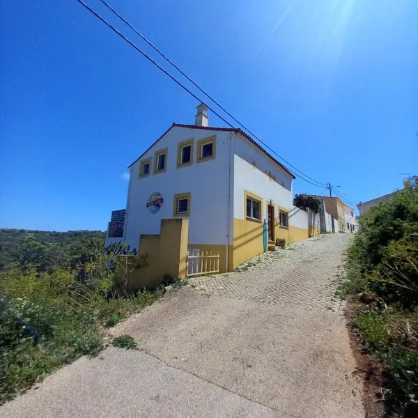 Hostel on the Hill, hotel din Sagres