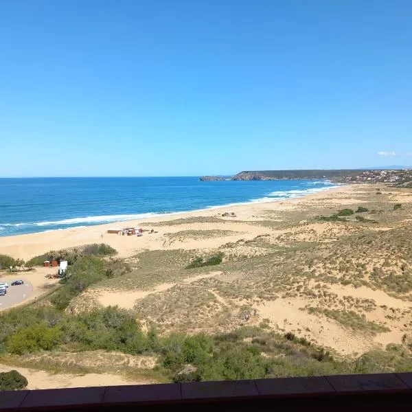 LA ROCCIA SUL MARE, hotell i Ingurtosu