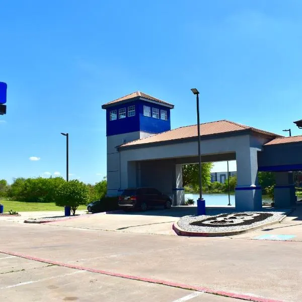 Americas Best Value Inn & Suites Haltom City Ft. Worth, hotel in Arlington