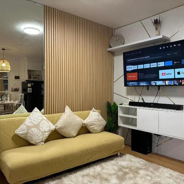 Raven's Nest Cozy Condo with Netflix Wi-fi in Imus, viešbutis mieste Santa Rosa