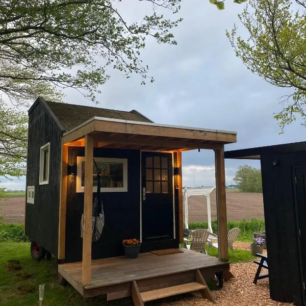 Tiny house Smûk, hotel v destinácii Leeuwarden