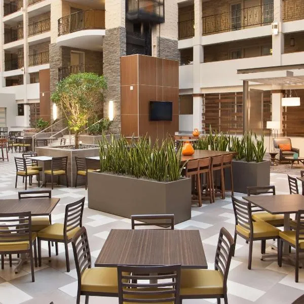 Embassy Suites by Hilton Bloomington/Minneapolis, хотел Bloomington (Minnesota)