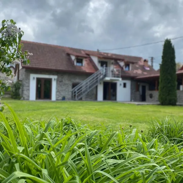 Casa de Piatra, hotel a Avrig