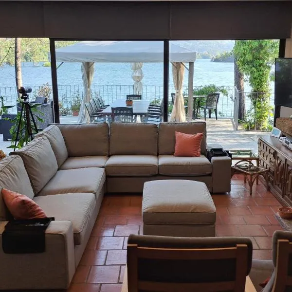 Casa do Avô Xico - Gerês Lake House - 10pax, готель у місті Жереш