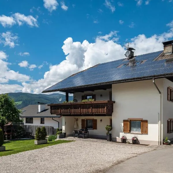 Oberhuberhof Rodeneck, готель у місті Сан-Віджиліо-ді-Мареббе