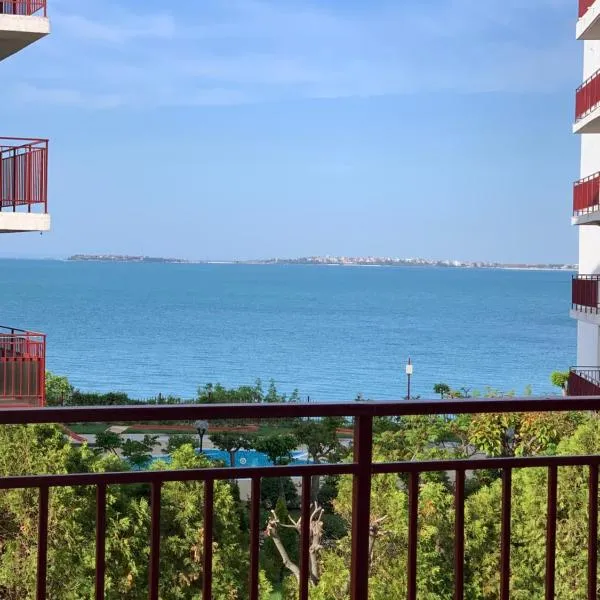 Fort Noks- Marina- Avalonia Apartment, hotell i Sveti Vlas