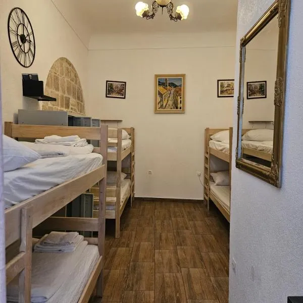 Castello Hostel، فندق في دوبروفنيك