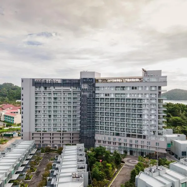 The RIYAZ Lavanya, hotel v mestu Pantai Kok