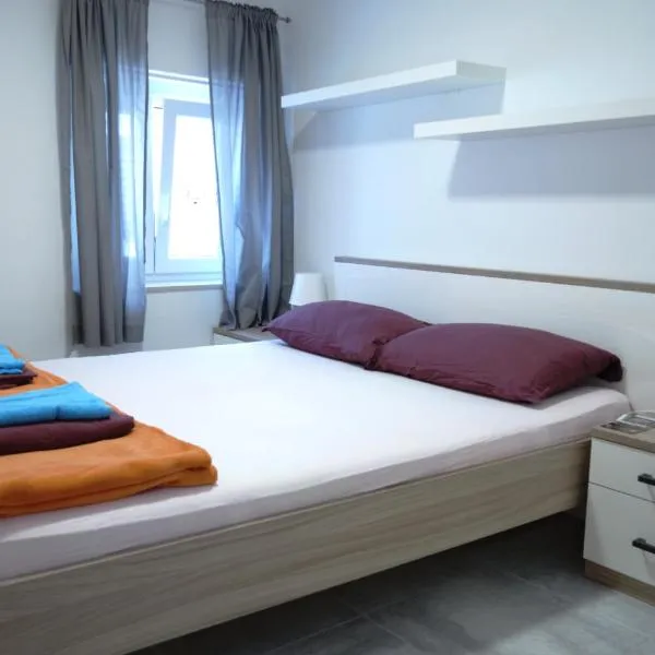 Hostel Pirano, hotel em Piran