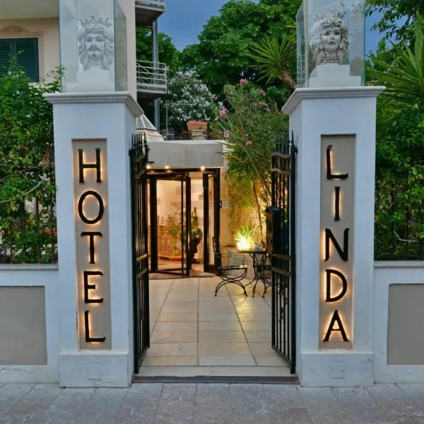 Hotel & Apartments Villa Linda, hotell i Giardini Naxos