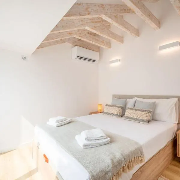 GuestReady - Beachfront dream in Sesimbra, hotel sa Sesimbra