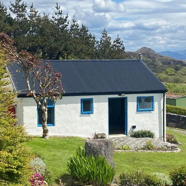 Unique Old Stone Cottage, hótel í Killarney