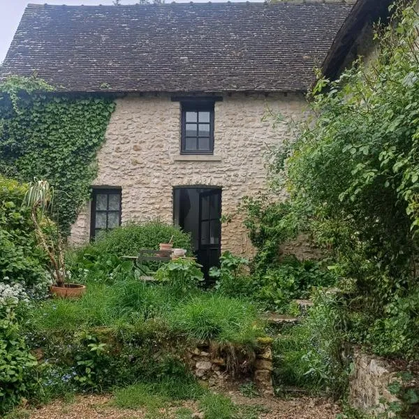 French countryside near Paris!, hotel di Gisors