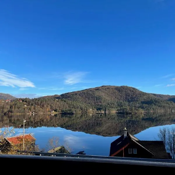 Cozy cabin with a view, hotel di Kvamseter