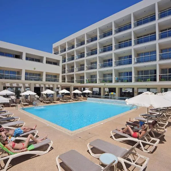 Nelia Gardens, hotel i Ayia Napa