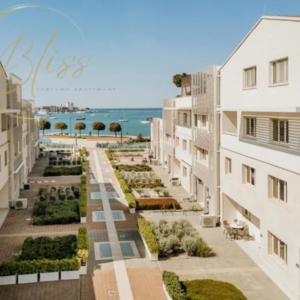 Supreme Apartment Bliss, hotel in Umag