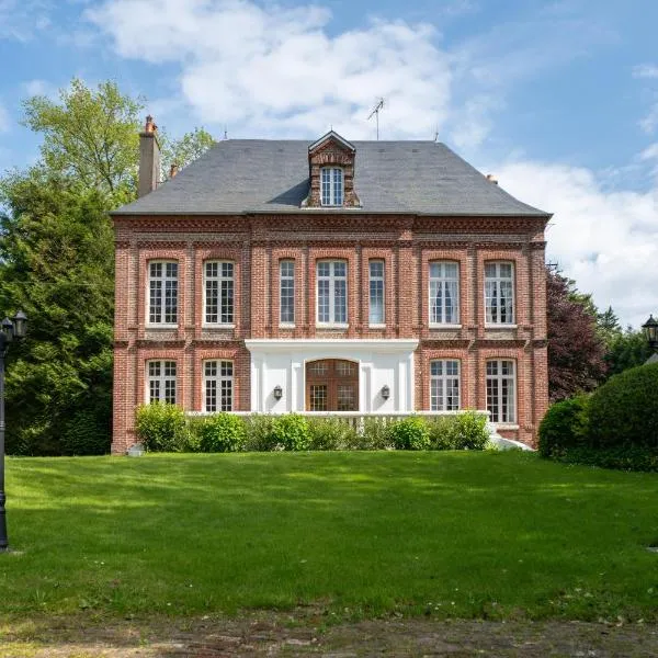 Le Manoir de la belle epoque, hotel u gradu Kaje na Moru