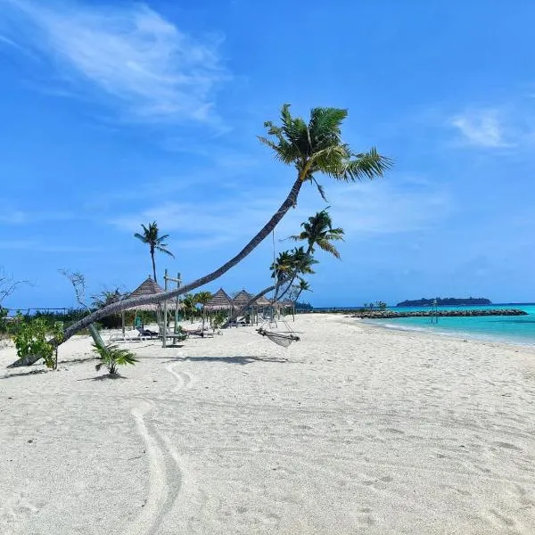 Palm Lagoon: Guraidhoo şehrinde bir otel