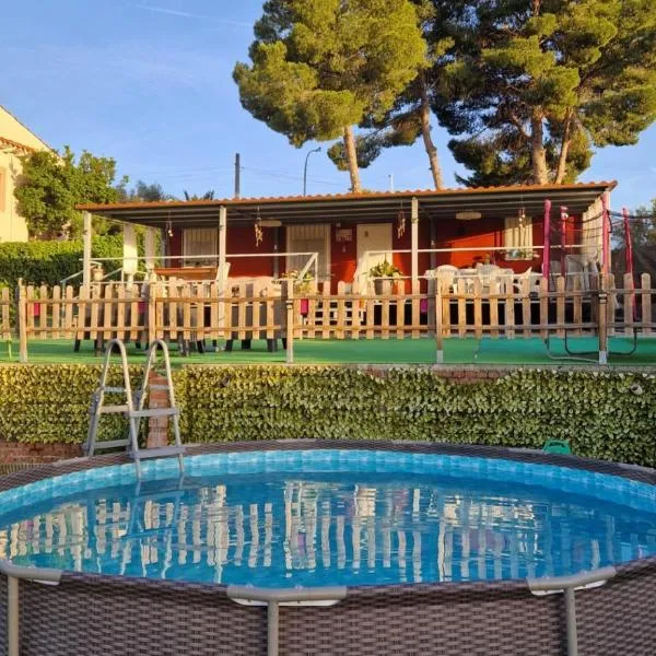 Viesnīca Casita con piscina cerca de Chinchón, Aranjuez y Parque Warner Colmenar de Oreja