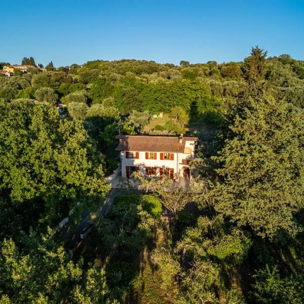 Villa Calma con idromassaggio e giardino vicino Saturnia, hotel en Montemerano