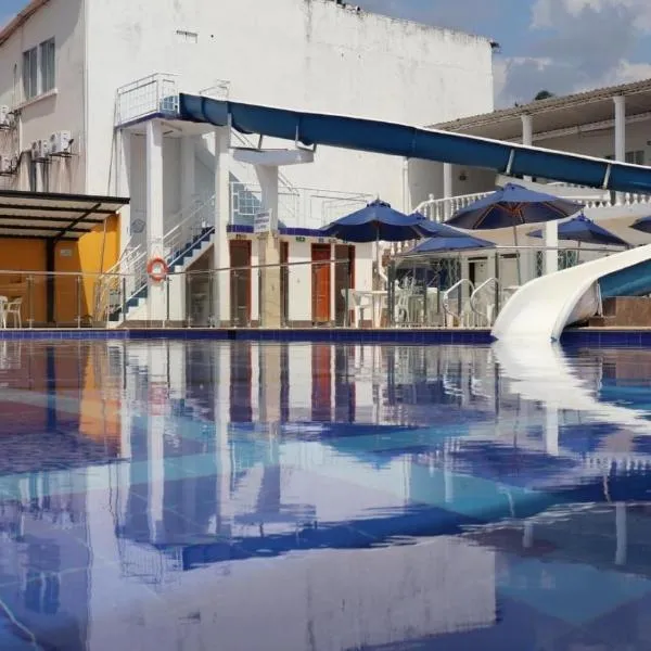 Hotel Agua Azul Melgar Tolima, хотел в Мелгар