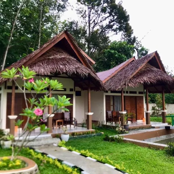 R5 Keramba Inn, hotel en Bukit Lawang