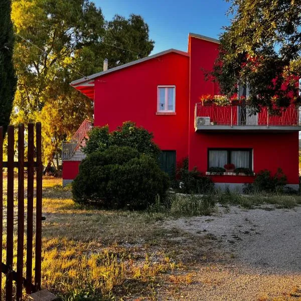 Poggio la Luna - La casa nel vigneto, hotel en Montemerano