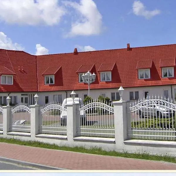 Rezydencja Nad Jeziorem Łebsko, Hotel in Łeba