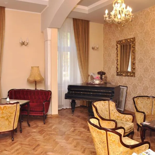 Guest House Anna Caffe, hotell sihtkohas Sombor