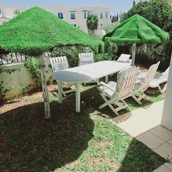 Karray Home Appartement Salon 2 RDC avec Jardin, hôtel à Hammamet