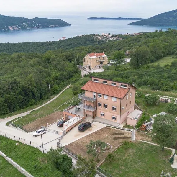 La Vita Bella, hôtel à Herceg-Novi