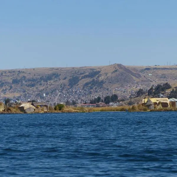 UROS home, hotel i Puno