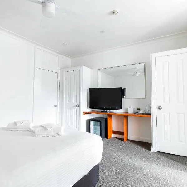 Unanderra Hotel, hotel i Wollongong