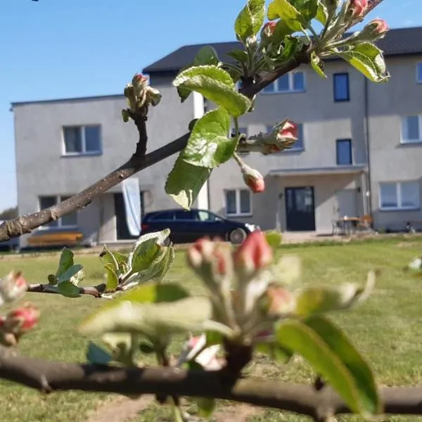 Noclegi nad Biebrzą Stara Szkoła, готель у місті Гоньондз