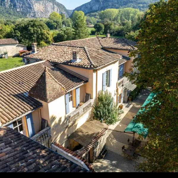 Logis Hotel Restaurant Le Domaine de la Régalière, hotel Anduze-ben