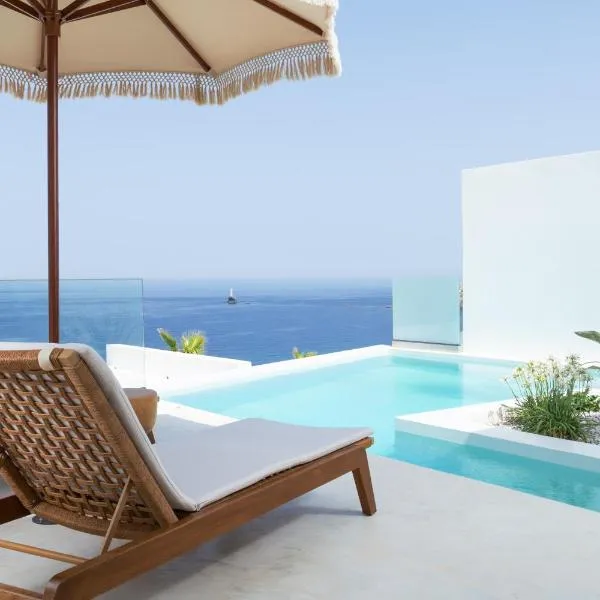 Golden Vista, Beachfront Suites by Explore Andros, hotel di Andros