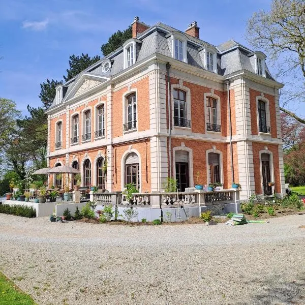 Le Petit Château Peltzer: Verviers'te bir otel