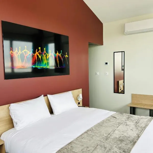 Hotel Wood Inn Bordeaux Aéroport, khách sạn ở Mérignac