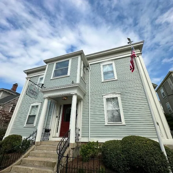 Entire Charming Victorian Home Downtown Newport, hotel em Narragansett