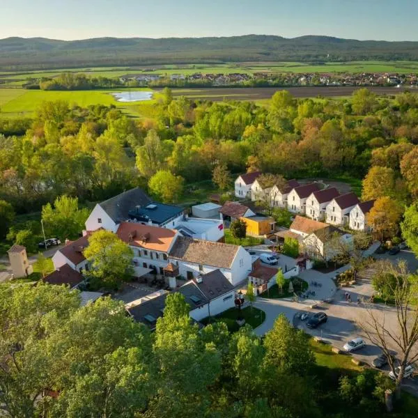 CSELLO MÜHLE OSLIP, Eventlocation, Gastronomie & Nächtigung, hotel v destinaci Rust