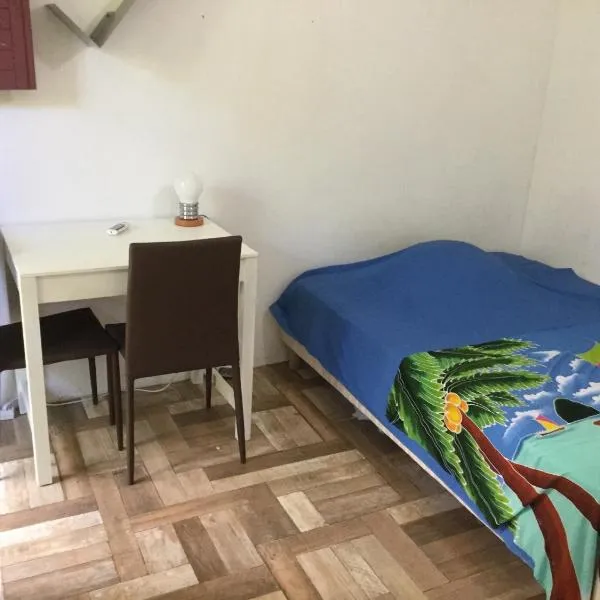 Studio confortable a Schoelcher 16 m² Jardin prive – hotel w mieście Schœlcher