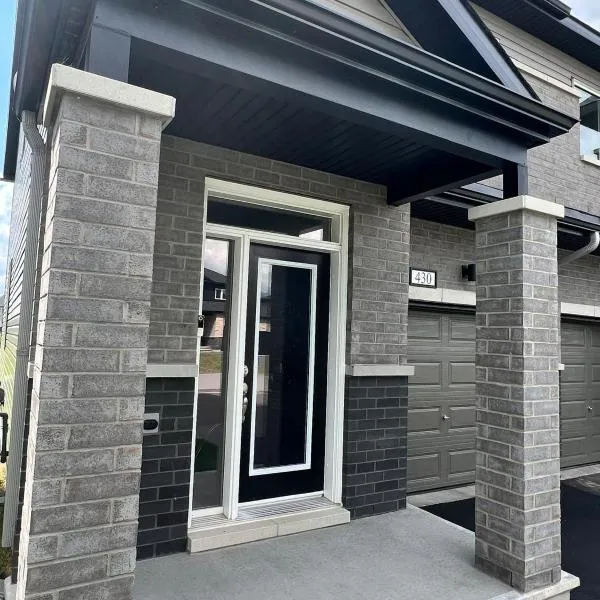 Carp Townhome, hotel em Ottawa