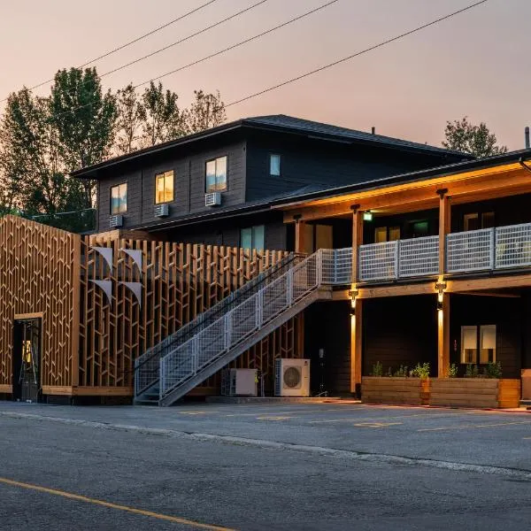 VRGE Revelstoke: Revelstoke bir otel