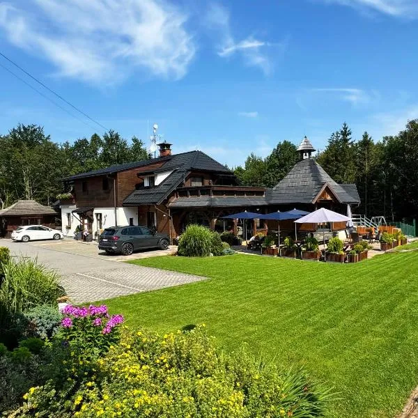 Hotel Na Dolině, hotel di Trojanovice