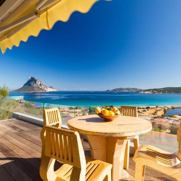 Molarotto, hotel di Porto Taverna