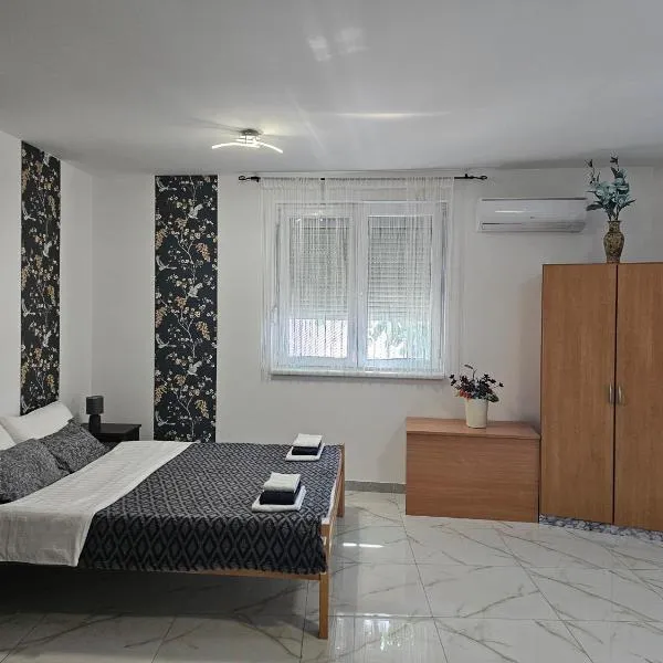 Apartmani Royal Residence, Hotel in Golubac