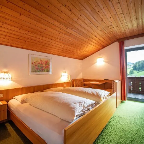 Alara Rooms, hotelli kohteessa Ortisei